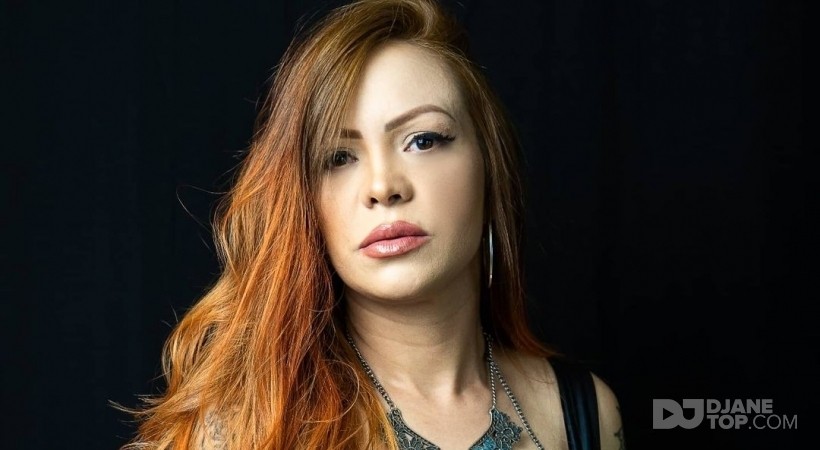 LADY BASS