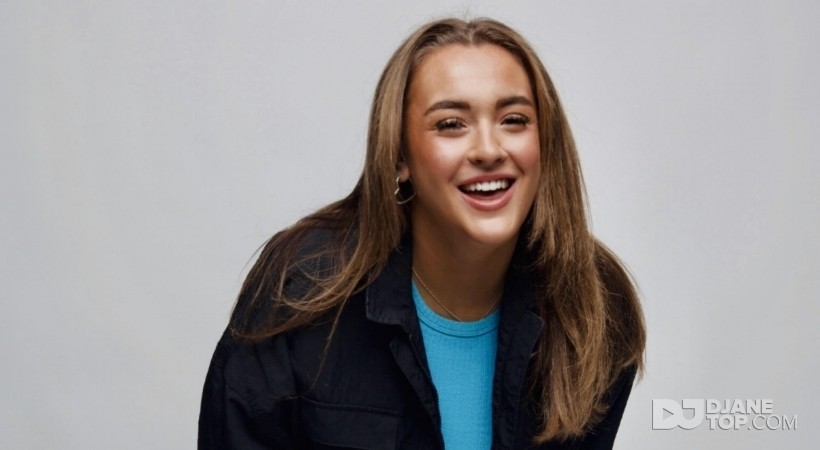 ELLIE SCOUGALL