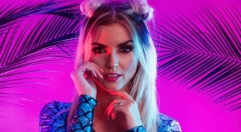 SARA TUNES