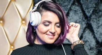 AMIRA