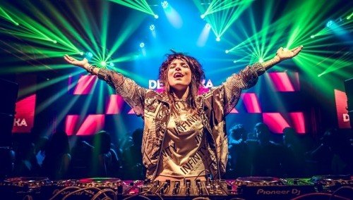 Image publishing: DJ DEVOCHKA SHARED NEW RELEASE `SHE WANNA` !