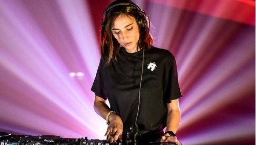 Image publishing: Did you listen to the latest release “L’Obscurite” by DJ Amelie Lens?