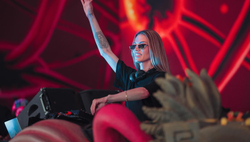 Image publishing: Live Set by DJ Melanie Ribbe from Miami MMW is up on our website!