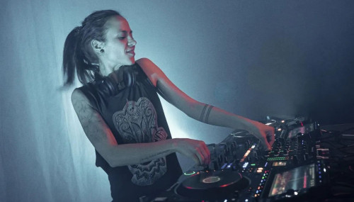 Image publishing: New release "Serenity" (Instrumental Version) by DJ Ena is OUT!