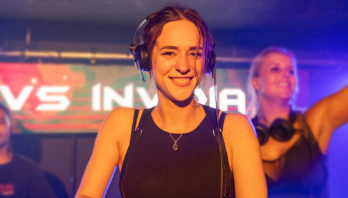 Image publishing: LARA MIXTAPE #001 by DJ Lara is up on our website!