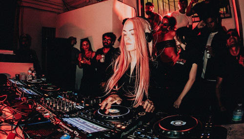 Image publishing: Guest Mix MIX378 for Soundspace with DJ Shay De Castro on our website!