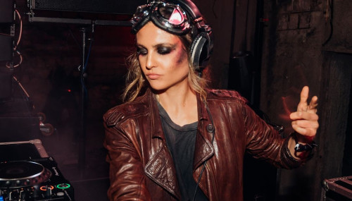 Image publishing: New Remix "Spice Up Your Life" by DJ Xenia Ghali is OUT NOW!