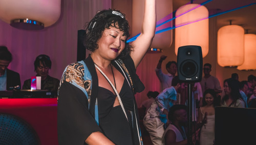 Image publishing: Lounge Tech House Mix by DJ Hito on our website!