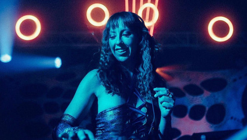 Image publishing: Live set by DJ Miss Jade from SERUM Melbourne on our website!
