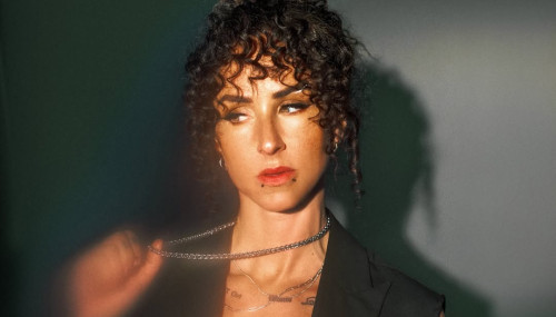 Image publishing: New release "Hold Me" by DJ Hannah Wants feat. ARA is OUT!