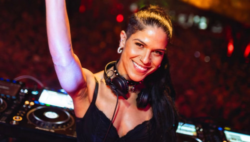 Fresh Live Set by DJ Van Muller - Festa da Lili presents Guapo El Zodiaco on our website!