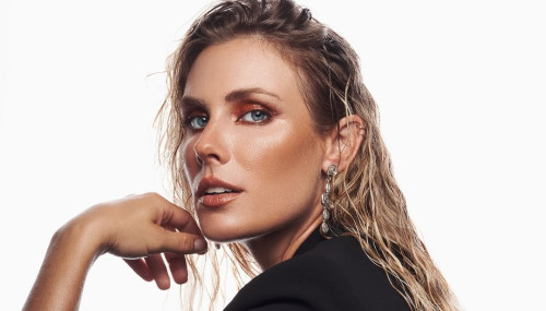 Image publishing Fresh Set by DJ Anna Reusch from Fusion 2025 - Turmbühne Opening on our website!