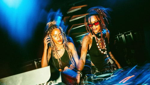 Image publishing Fresh release "Move & Flow" by Coco & Breezy DJs is OUT!