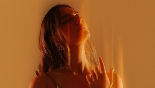 Image publishing New release "Light in the Dark" by DJ Nicky Elisabeth is OUT!