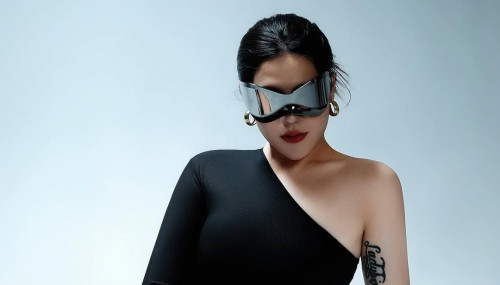 Image publishing New Edit by DJ Ladyanna on Flo Rida - Low is OUT NOW!