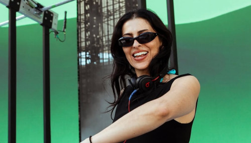 New release "In The Mood" by Anna Lunoe, DEVAURA, Mincy is OUT!