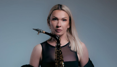 Guest Mix Podcast w Mili Sax is up on our website!