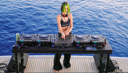 Ibiza Yacht Sunset Live Set by Miss Monique on our website!