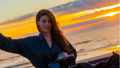 Sunset live Mix by Laura van Dam on website!