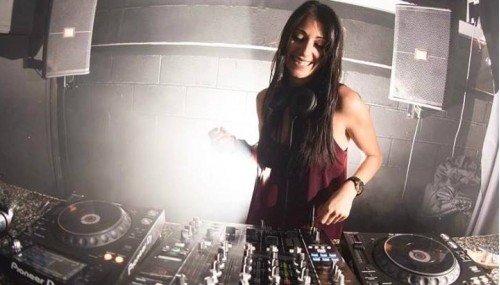 Image publishing: DJ SARA KRIN SHARED HER FRESH TECHNO RELEASES !!
